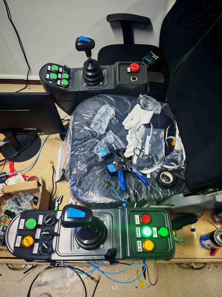 CR-AD 自动调运塔吊作业画面